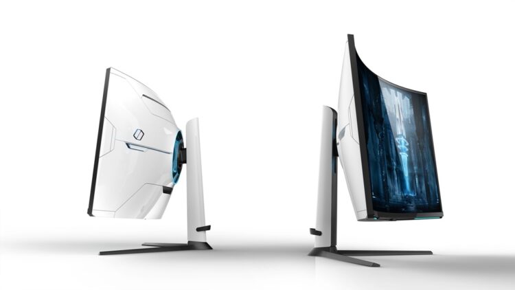 Samsung Odyssey Neo G8 curved gaming monitor